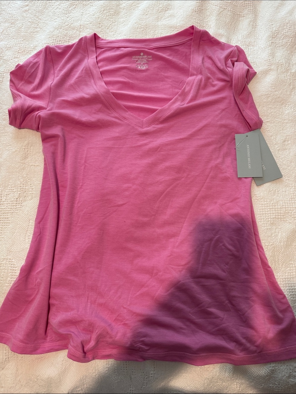ANTONIO MELANI Fuchsia V-Neck Short Sleeve Tee